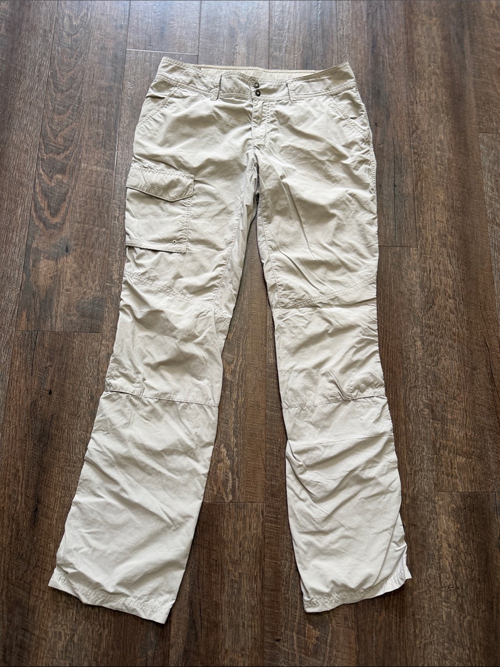 Columbia Women’s Outdoor Hiking Travel Cargo Pants  Size 6
